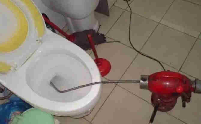 石狮马桶通下水